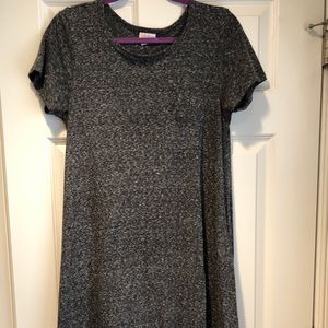 LuLaRoe S Heathered Grey Carly